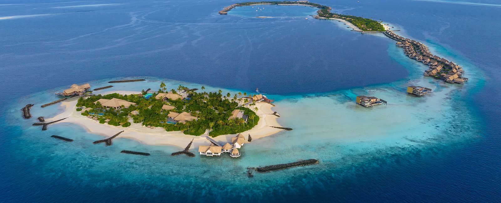 VERY SPECIAL HOTEL
 Waldorf Astoria Maldives Ithaafushi 
 Träumen zwischen Himmel und Meer 