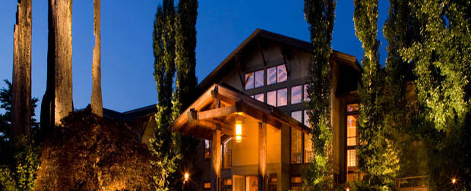 HOTEL TIPPS
 Willows Lodge 
 Erstklassige Luxus Lodge mit bezauberndem Garten 