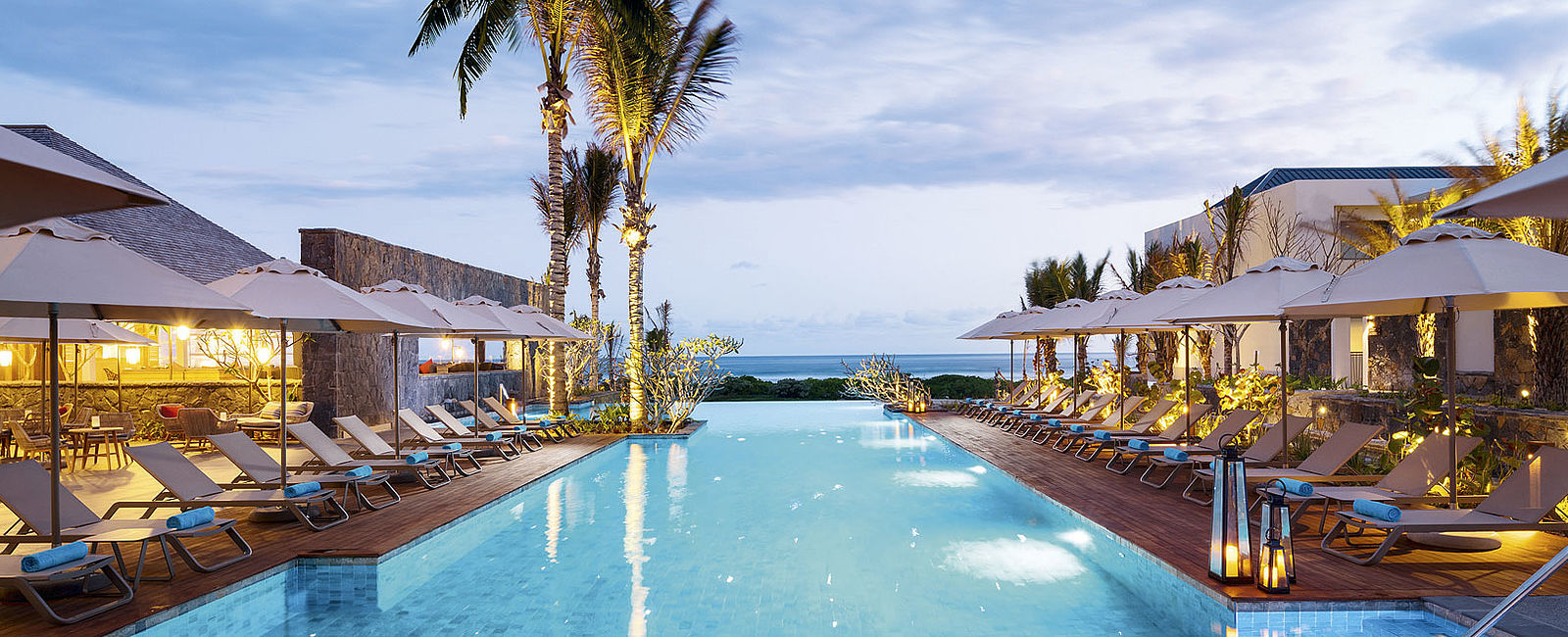 VERY SPECIAL HOTEL
 Anantara Iko Mauritius Resort Villas, Mauritius 
 Diving and Dining 