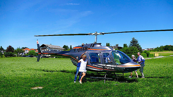  Mit dem Hubschrauber übers Burgenland