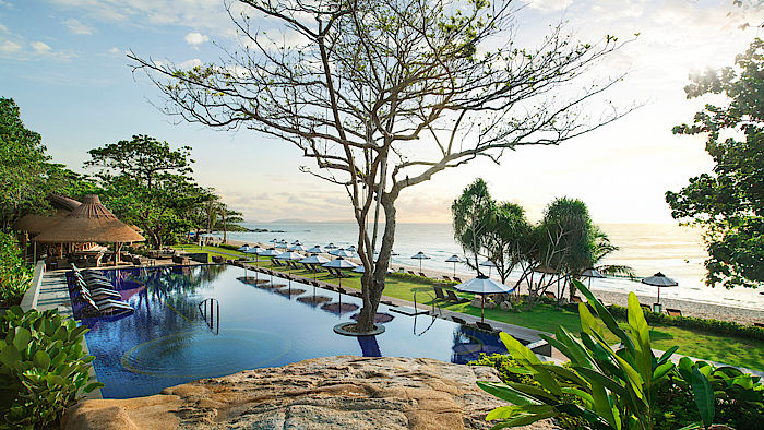 Main Pool (c) Vana Belle A Luxury Collection Resort