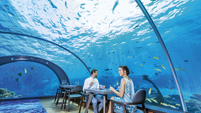 Undersea-Restaurant