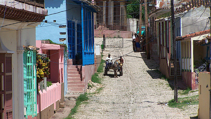  Straße in Trinidad (Foto: Dieter Schütz / pixelio.de)