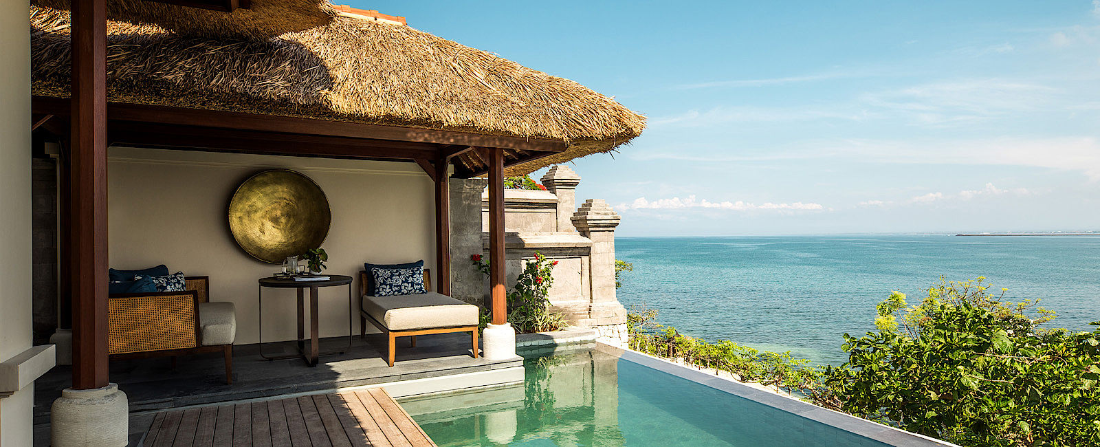 VERY SPECIAL HOTEL
 Four Seasons Bali at Jimbaran Bay 
 Wo das Glück wohnt 