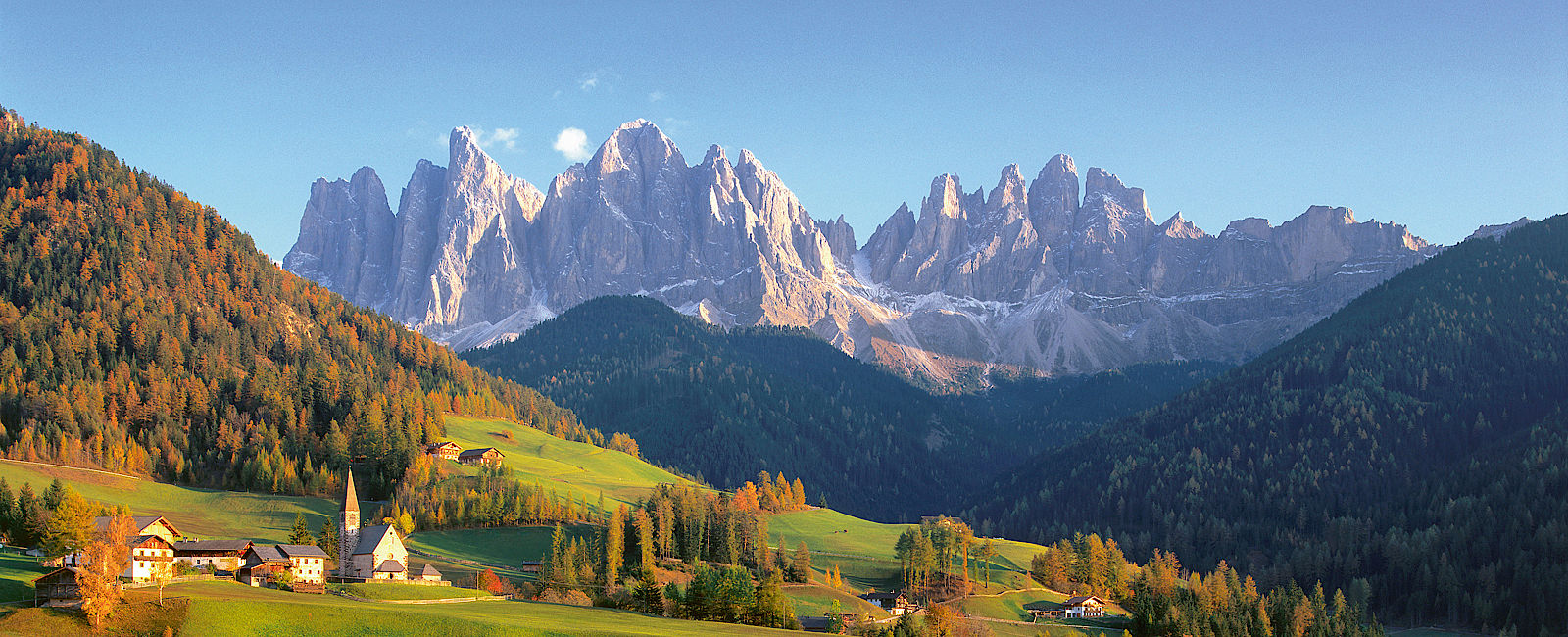 SÜDTIROL
 Reisen nach Südtirol – Die andere Seite Italiens 