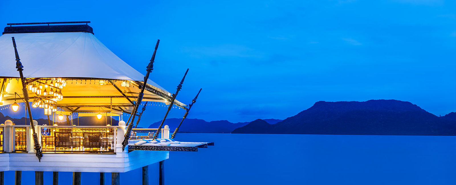 HOTEL TIPPS
 The St. Regis Langkawi 
  