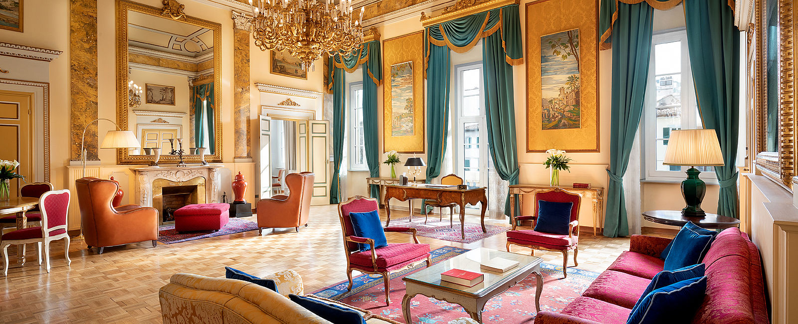 HOTEL ANGEBOTE
 Sina Villa Medici, Autograph Collection: Experience Suite Package 
