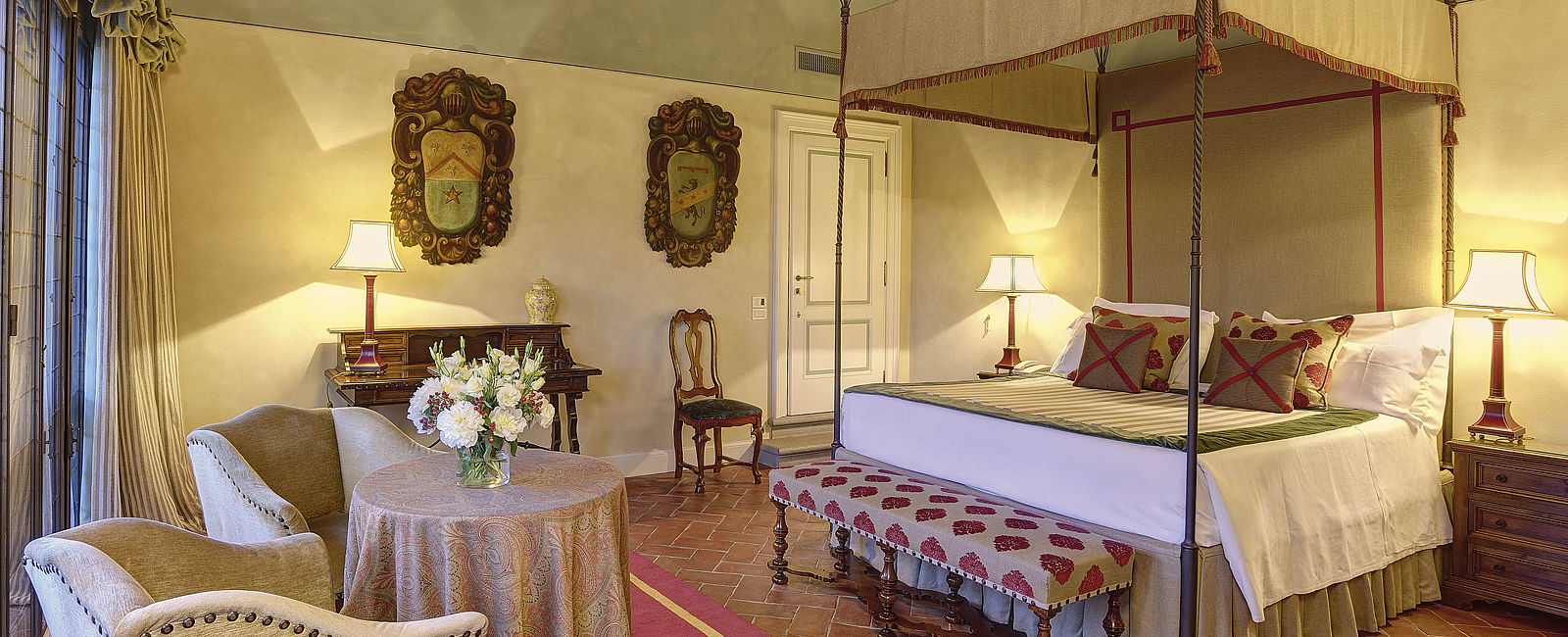 HOTEL ANGEBOTE
 Villa La Massa: Stay for Longer 3×2 
