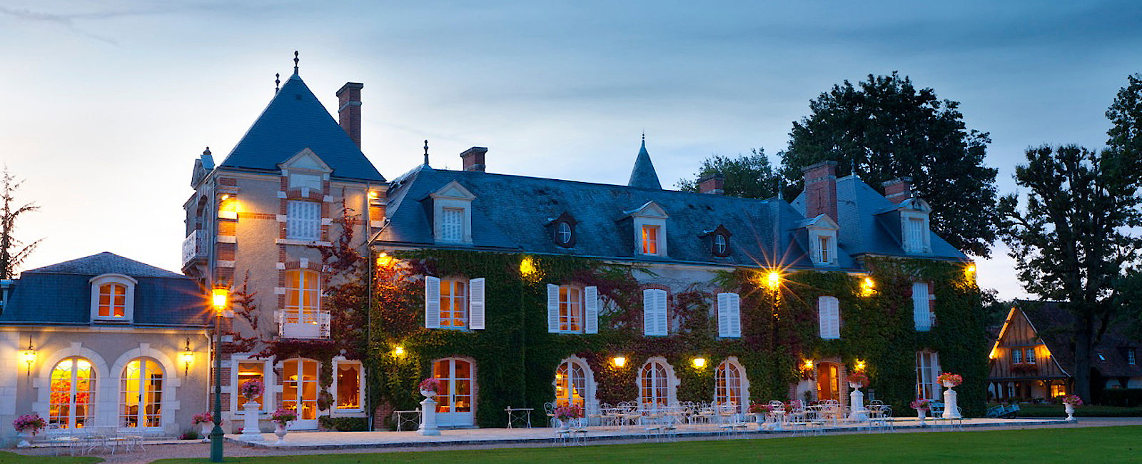 HOTEL TIPPS
 Domaine des Hauts de Loire 
 Luxus Jagdschloss an der Weinstraße 