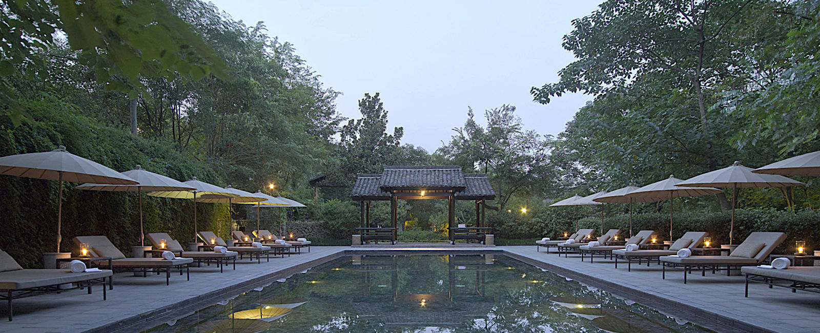 HOTEL TIPPS
 Amanfayun 
 Luxus Wellness Urlaub zwischen Bambuswäldern 