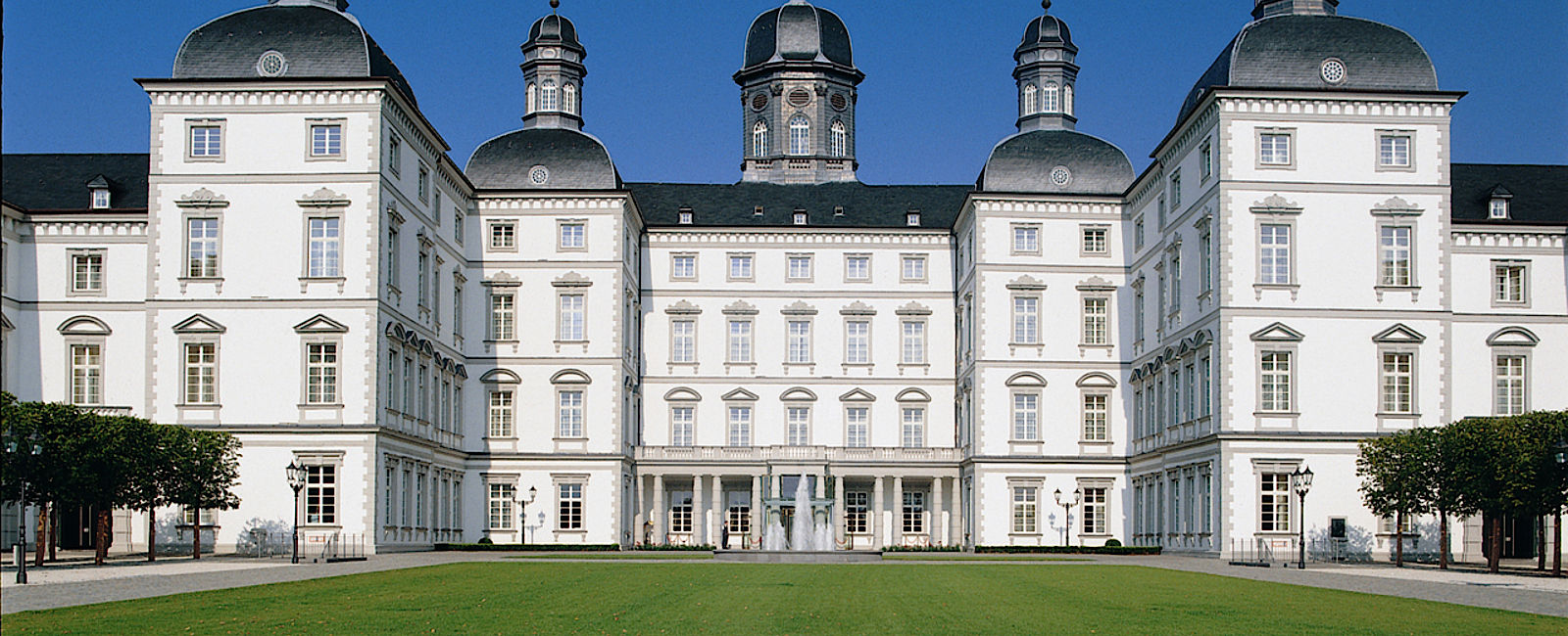 HOTELTEST
 Althoff Grandhotel Schloss Bensberg 
 Erstklassiges Gourmethotel mit luxuriösem Spa 