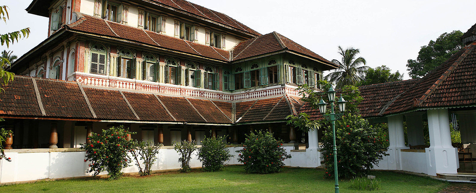 HOTELTEST
 Kalari Kovilakom 
 Ayurveda in Kerala 