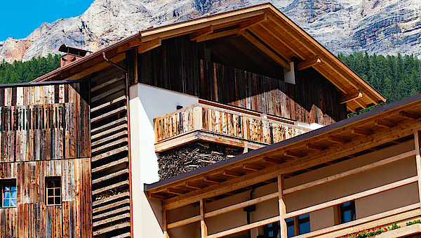 Lagació Mountain Residence