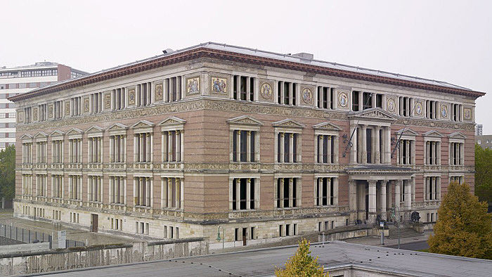  Wechselnde Ausstellungen bewundern im Martin Gropius Bau