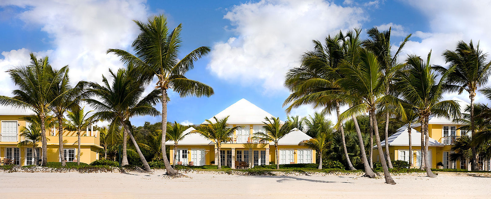 HOTELTEST
 Tortuga Bay Punta Cana Resort & Club 
 Erlesenes Strandhotel mit weitläufigem Golfplatz 